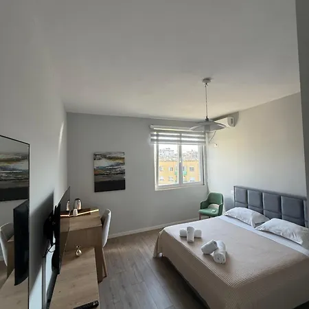 Guest house Living Tirana