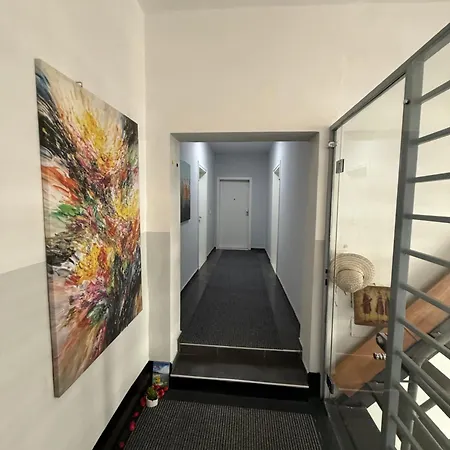 Gasthof Living Tirana